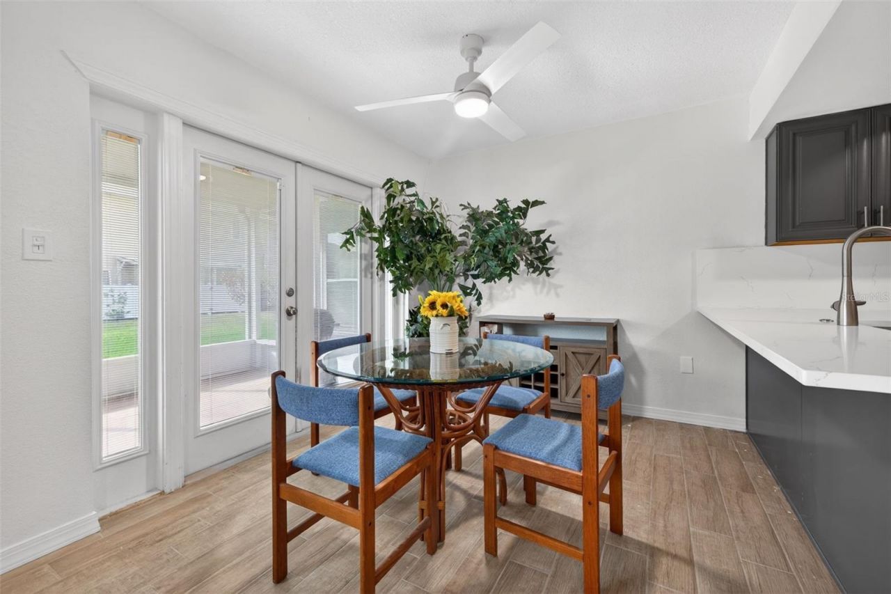 6490 Cape Hatteras Way Ne, Unit 2, Saint Petersburg, FL 33702 Photo