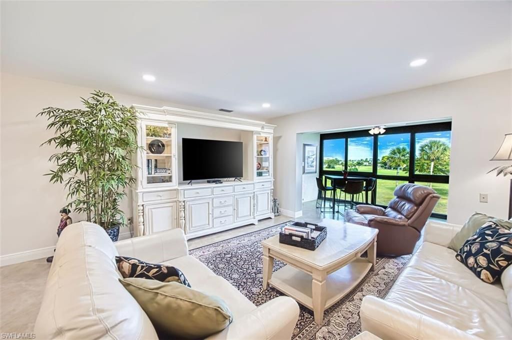 7402 Lake Breeze Dr, Unit 305, Fort Myers, FL 33907 Photo