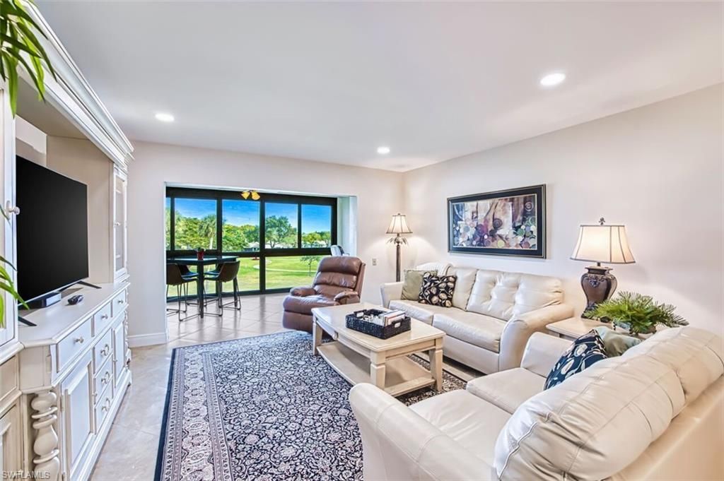 7402 Lake Breeze Dr, Unit 305, Fort Myers, FL 33907 Photo