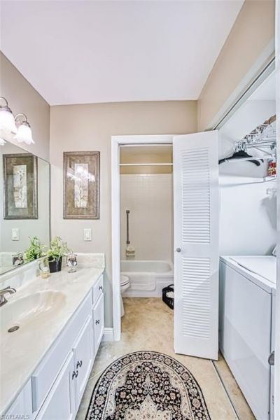 7402 Lake Breeze Dr, Unit 305, Fort Myers, FL 33907 Photo