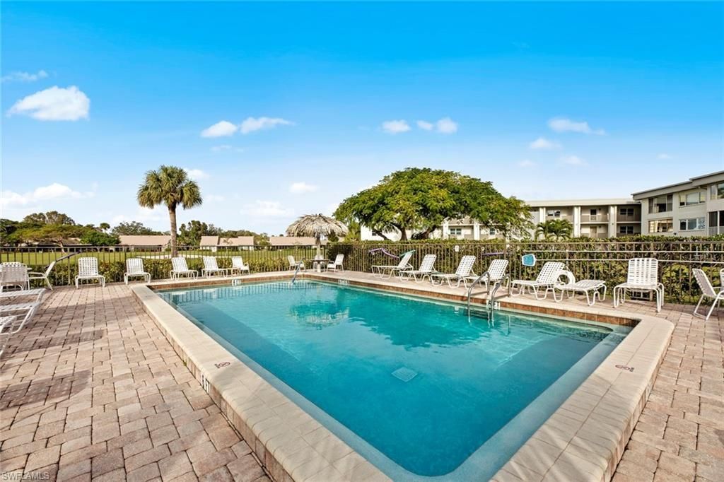 7402 Lake Breeze Dr, Unit 305, Fort Myers, FL 33907 Photo