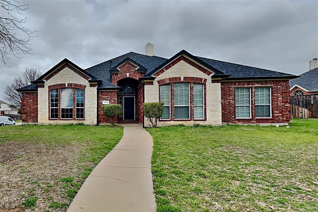 3004 Saint Bartholomew Drive, Mansfield, TX 76063 Main Photo