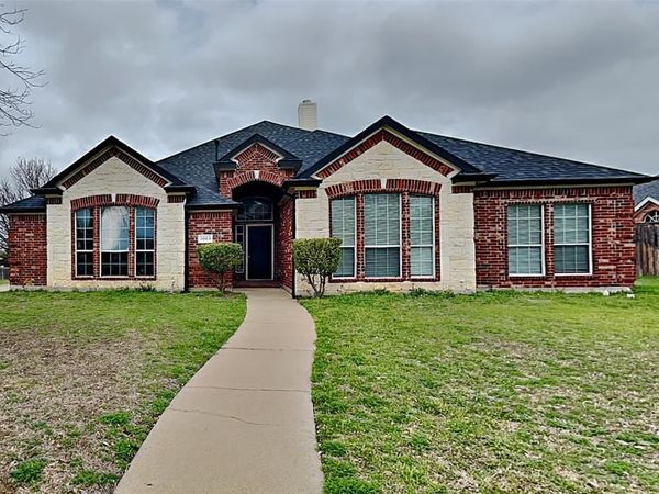 3004 Saint Bartholomew Drive, Mansfield, TX 76063