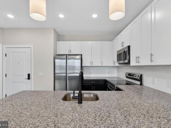 624 MAIN STREET , Unit 205, ROYERSFORD, PA 19468