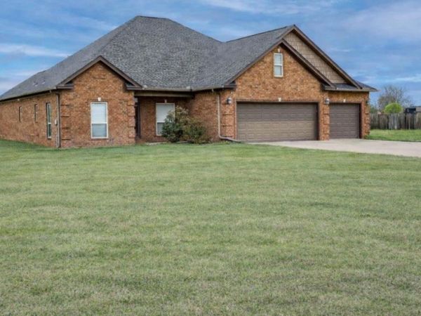 Scott, AR 72142