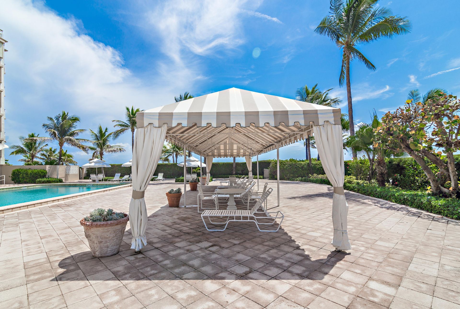 139 Sunrise Avenue, Unit 2110, Palm Beach, FL 33480 Photo