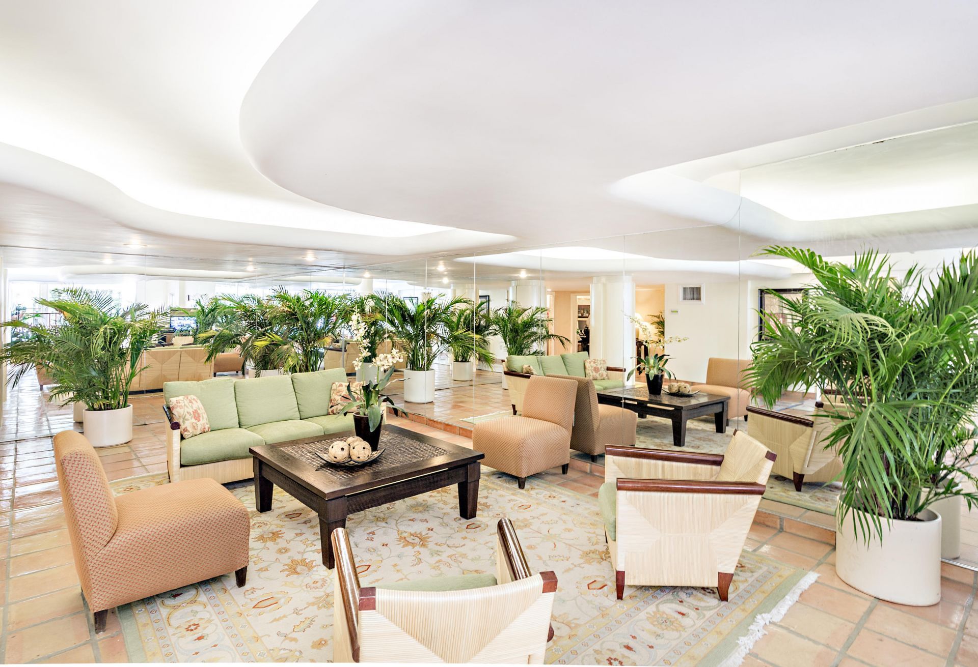 139 Sunrise Avenue, Unit 2110, Palm Beach, FL 33480 Photo