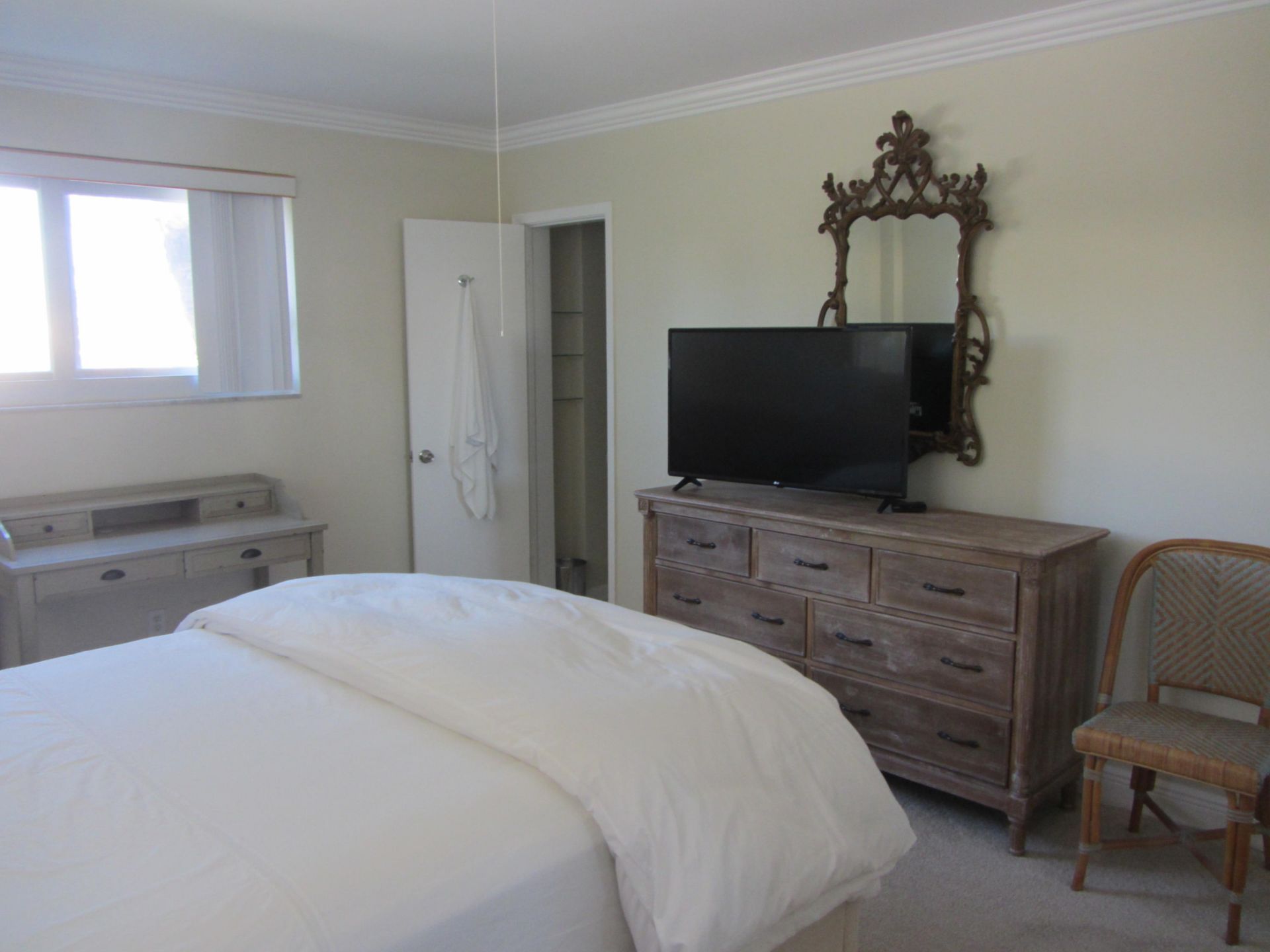 139 Sunrise Avenue, Unit 2110, Palm Beach, FL 33480 Photo