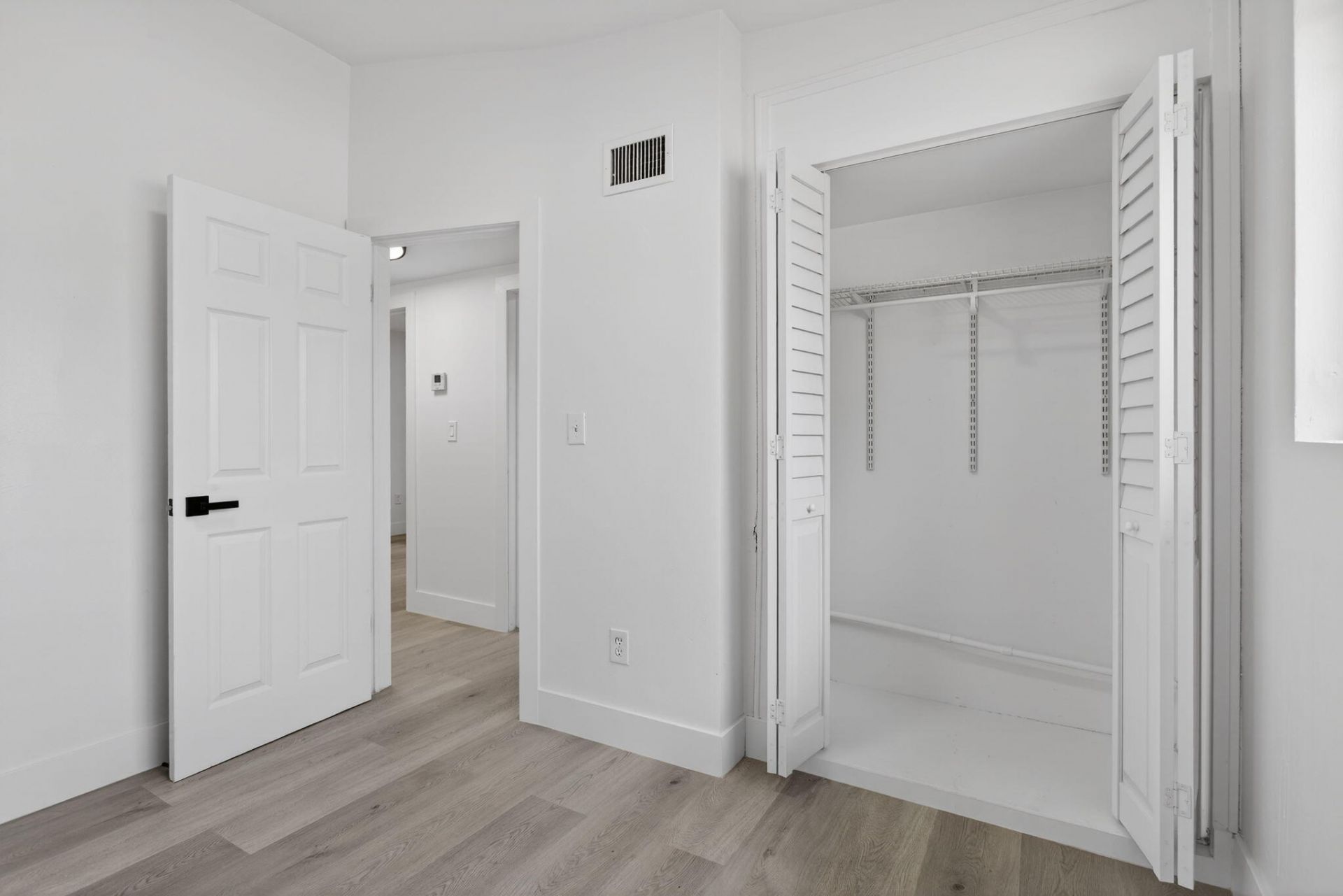 1770 NW 26th Avenue, Fort Lauderdale, FL 33311 Photo