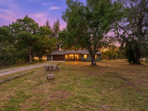 13618 59th Court N, West Palm Beach, FL 33411