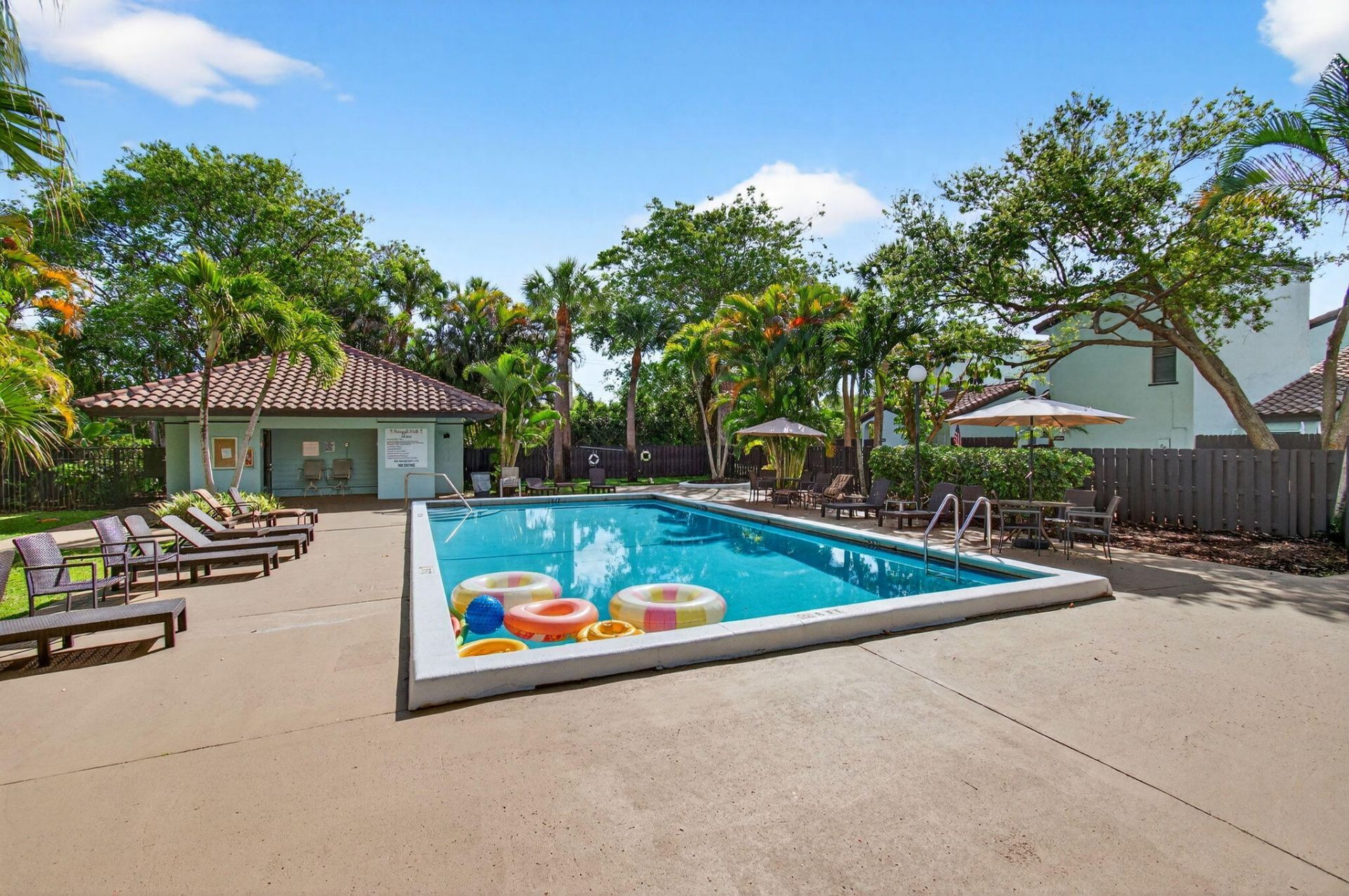 22380 Pineapple Walk Drive, Boca Raton, FL 33433 Photo