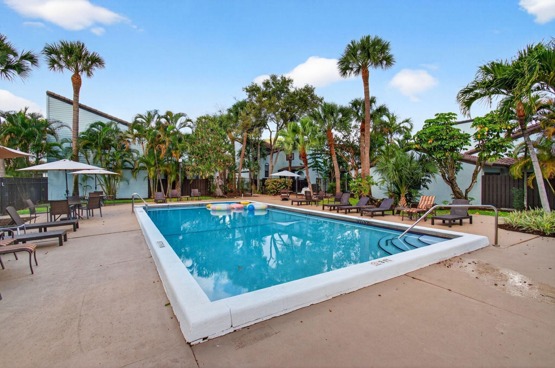 22380 Pineapple Walk Drive, Boca Raton, FL 33433 Photo