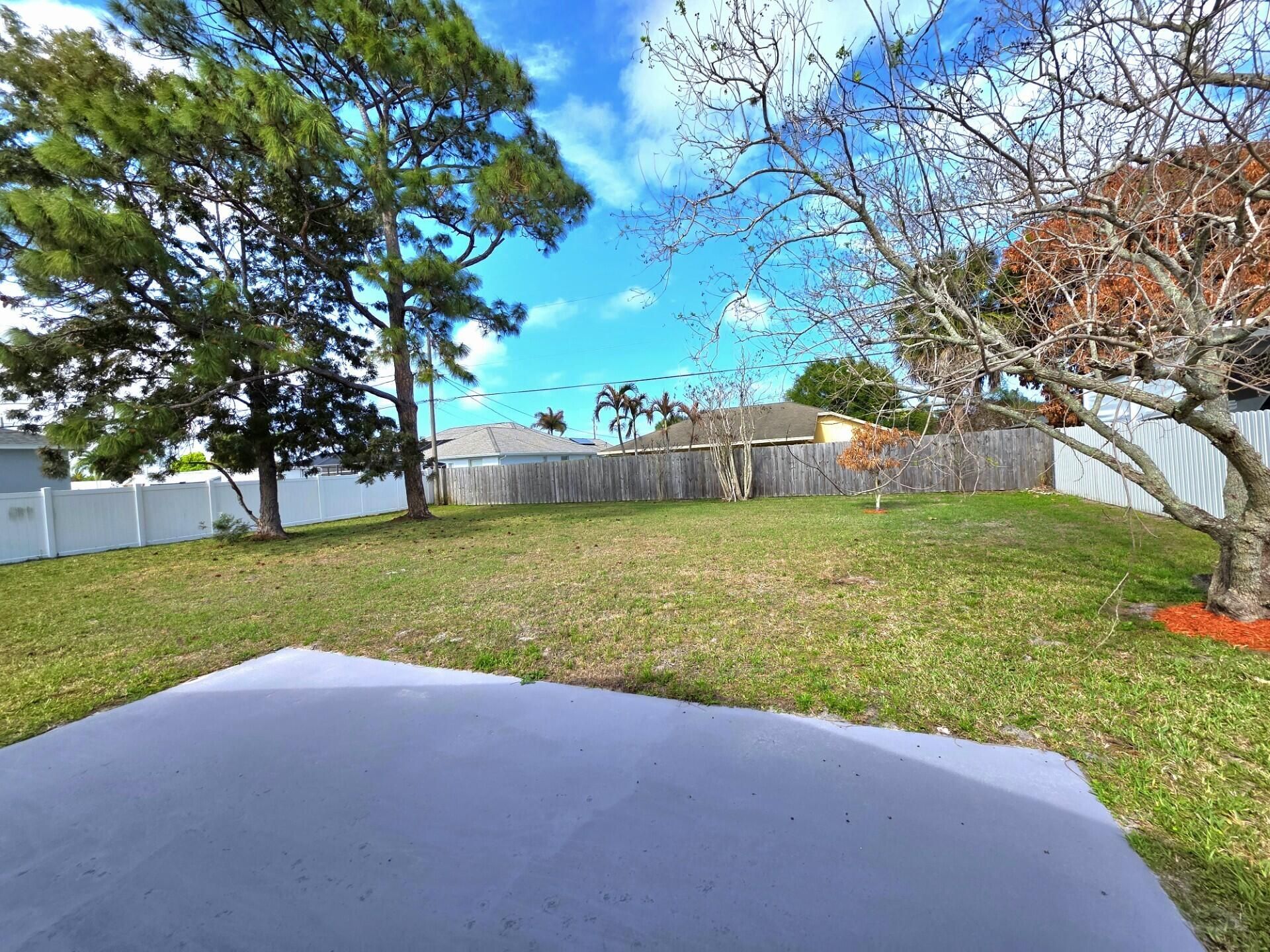 2197 SE Genoa Street, Port Saint Lucie, FL 34952 Photo