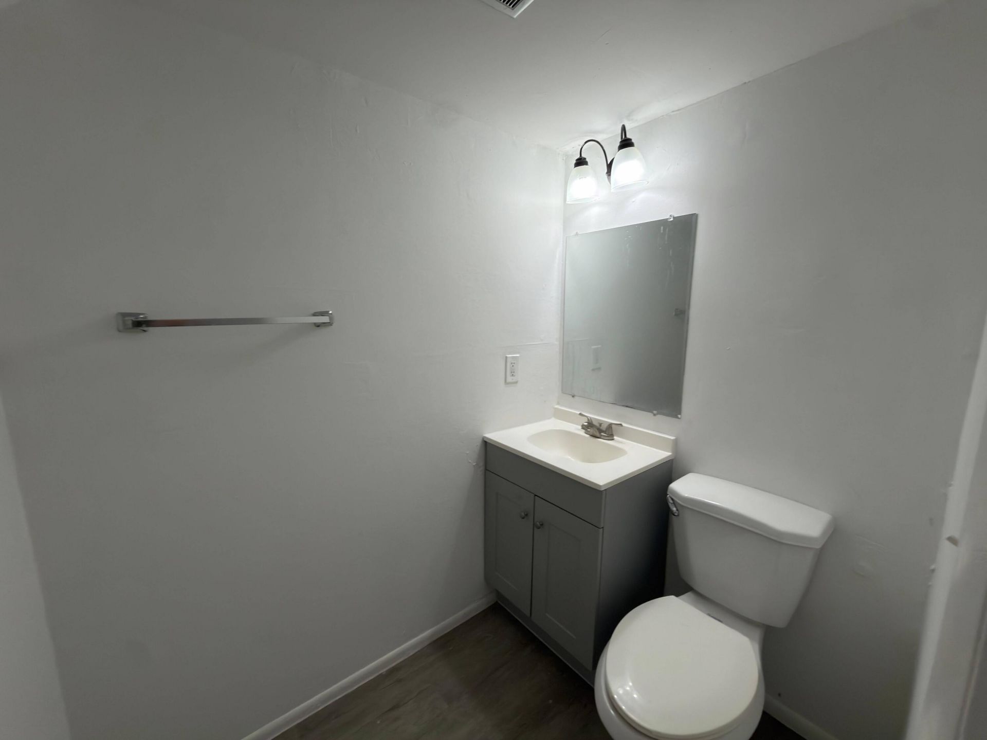 5702 NW 22nd Court, Unit 28-b, Lauderhill, FL 33313 Photo