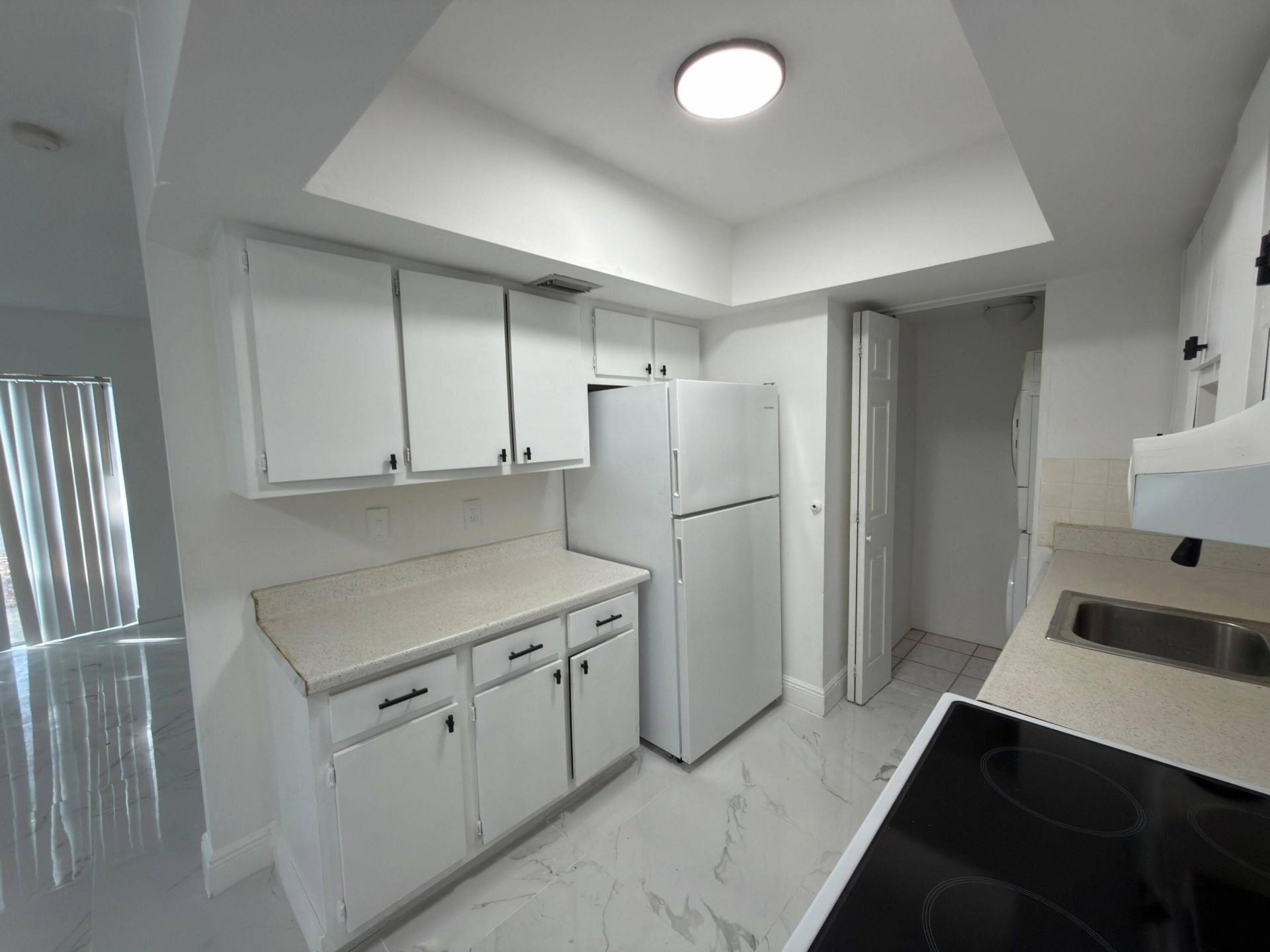 5702 NW 22nd Court, Unit 28-b, Lauderhill, FL 33313 Photo
