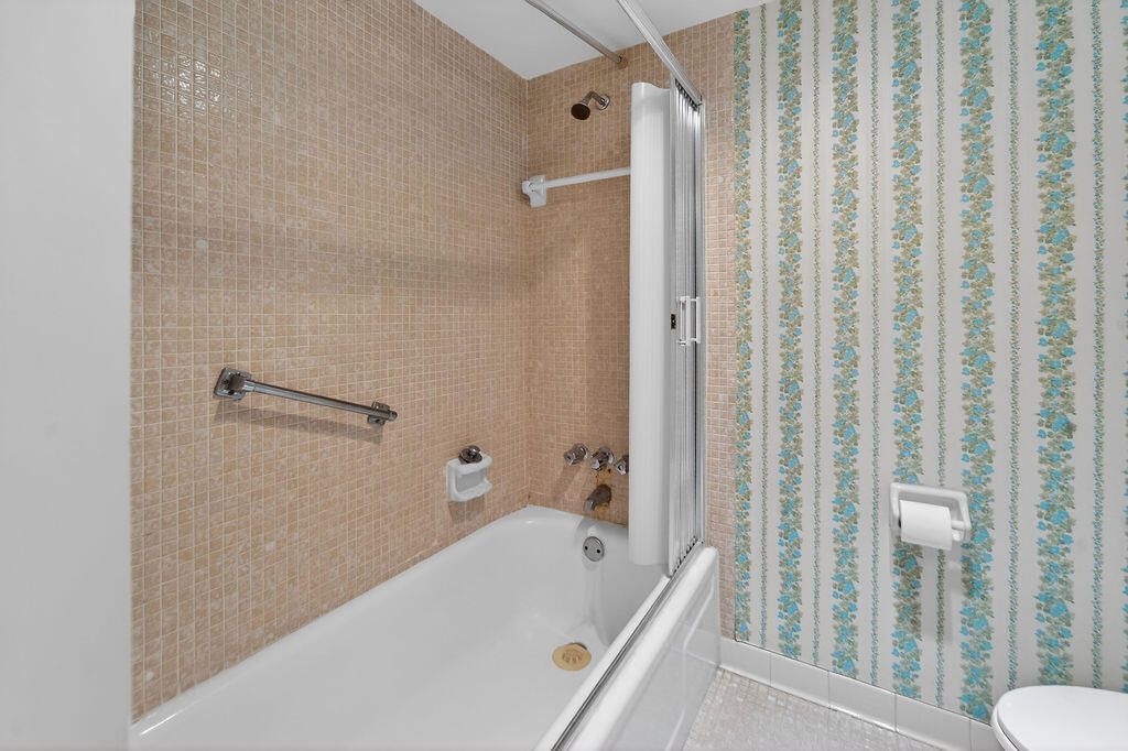 501 SW 11th Place, Unit 402-a, Boca Raton, FL 33432 Photo