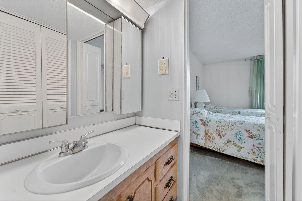 501 SW 11th Place, Unit 402-a, Boca Raton, FL 33432 Photo