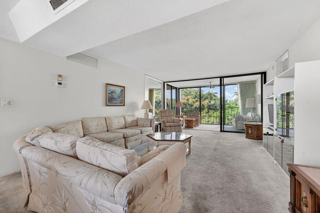 501 SW 11th Place, Unit 402-a, Boca Raton, FL 33432 Photo