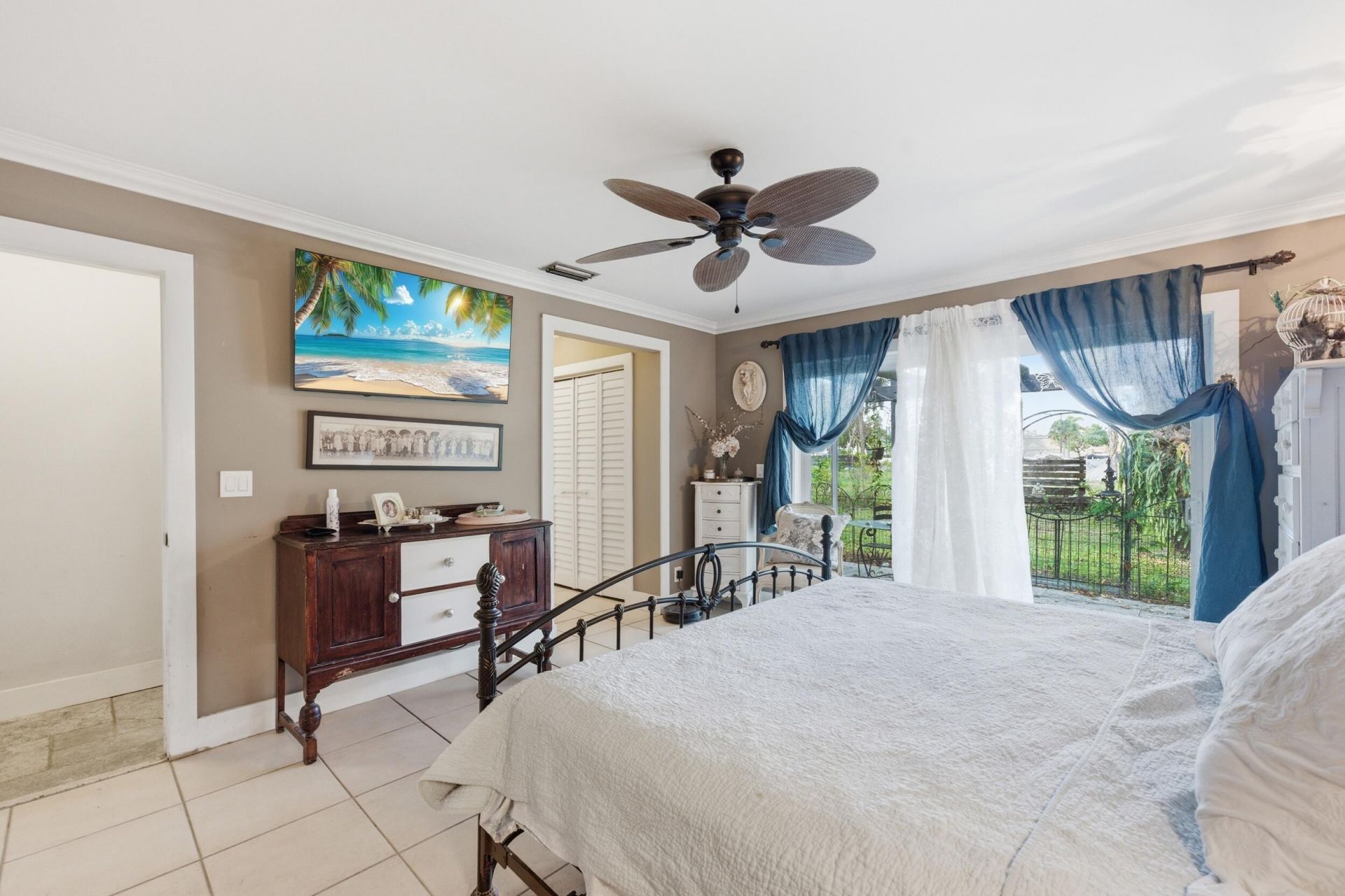 1592 NW 93rd Terrace, Coral Springs, FL 33071 Photo