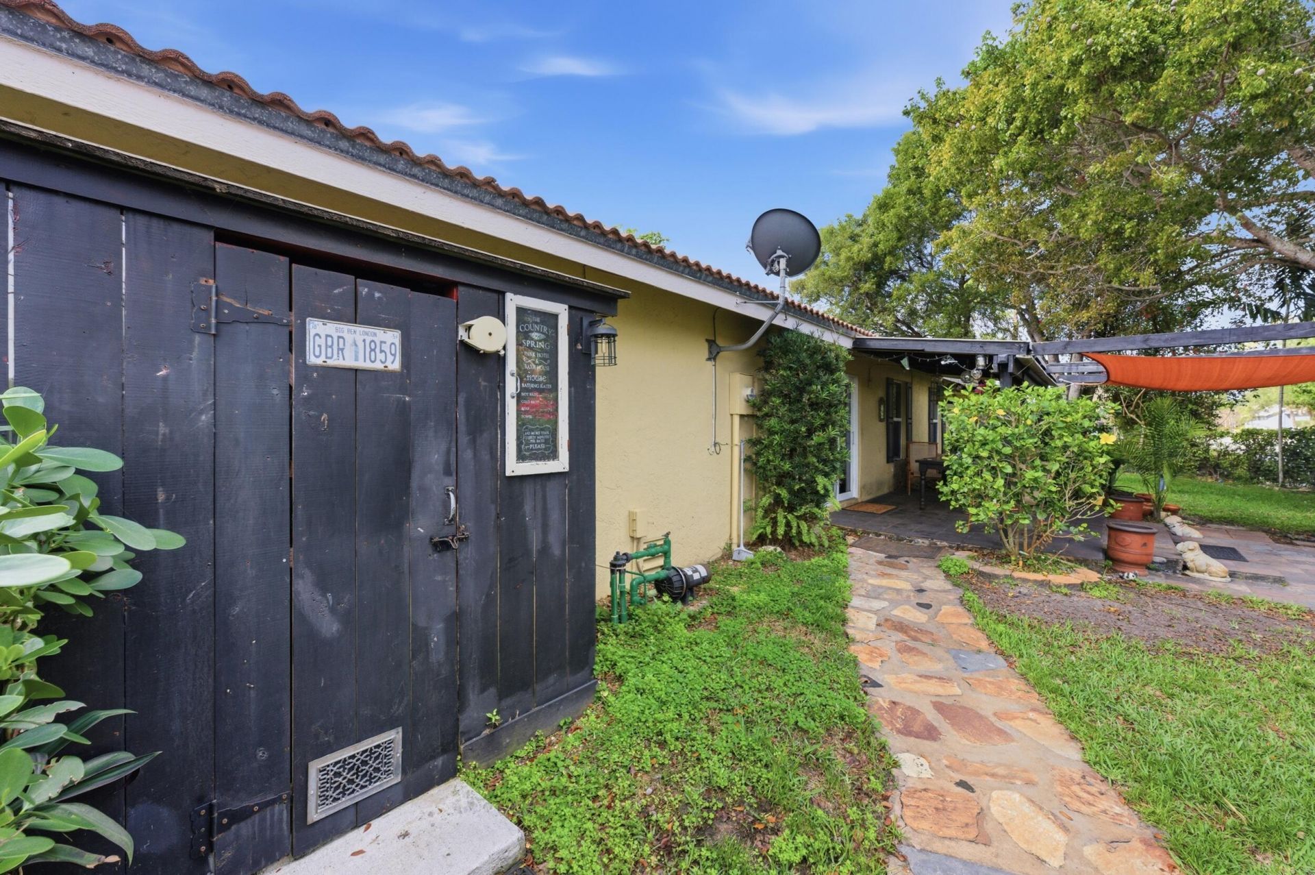 1592 NW 93rd Terrace, Coral Springs, FL 33071 Photo