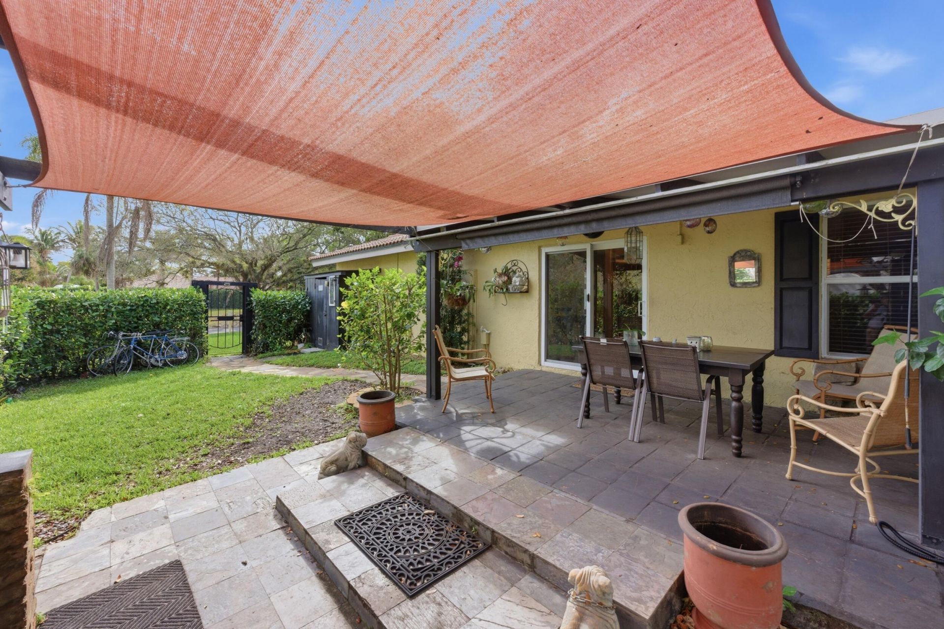 1592 NW 93rd Terrace, Coral Springs, FL 33071 Photo