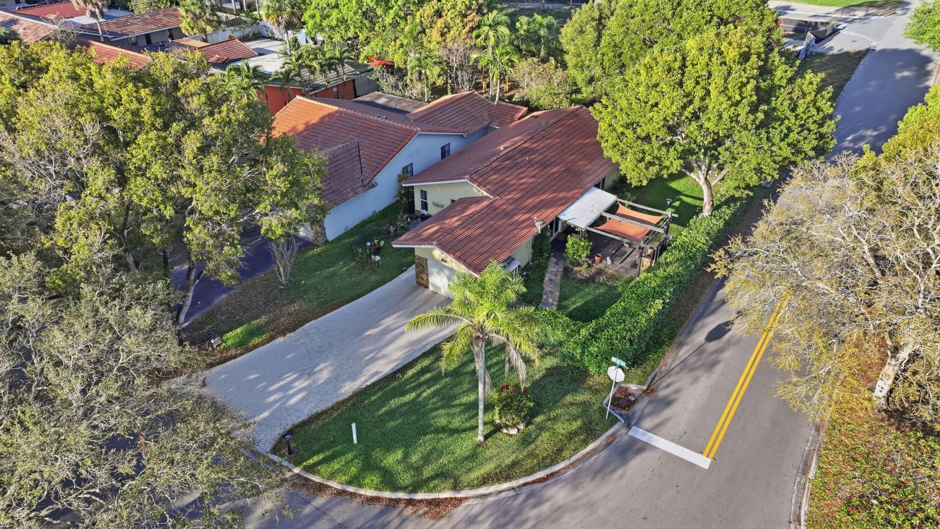 1592 NW 93rd Terrace, Coral Springs, FL 33071 Photo