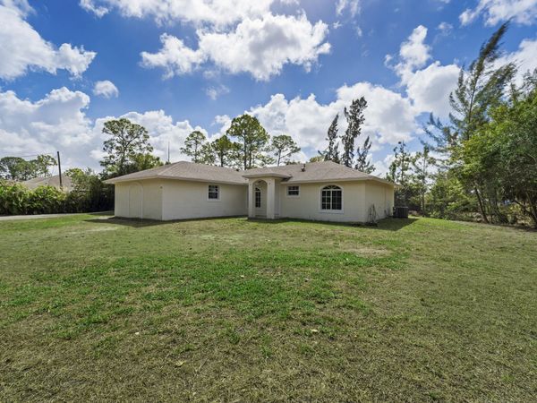 14828 82nd Street N, Loxahatchee, FL 33470