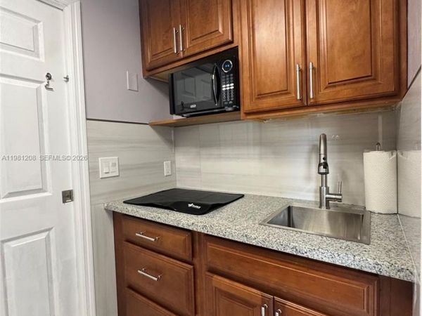 3316 NW 36th Ave, Unit NA, Lauderdale Lakes, FL 33309