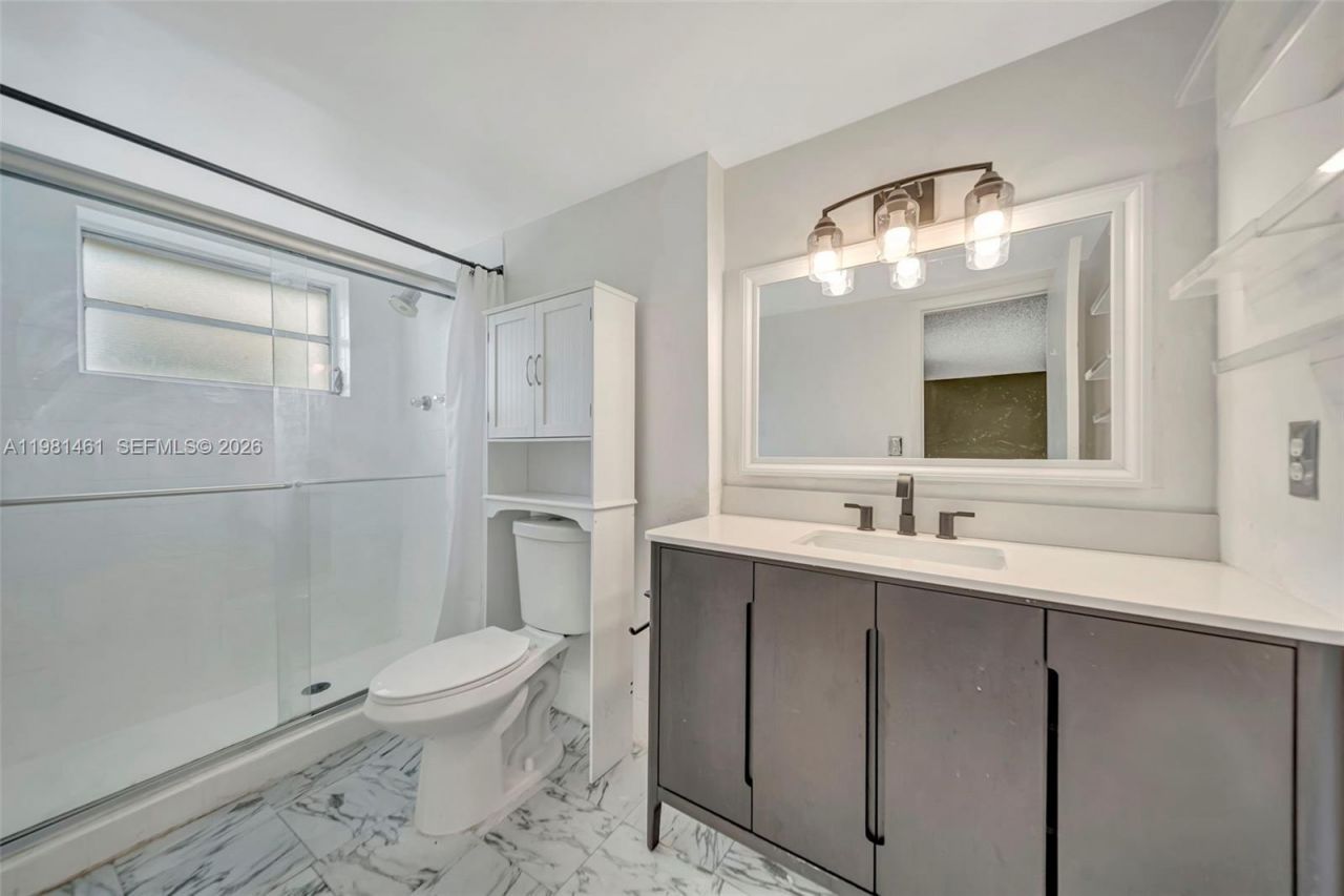 8769 SW 137th Ave, Miami, FL 33183 Photo