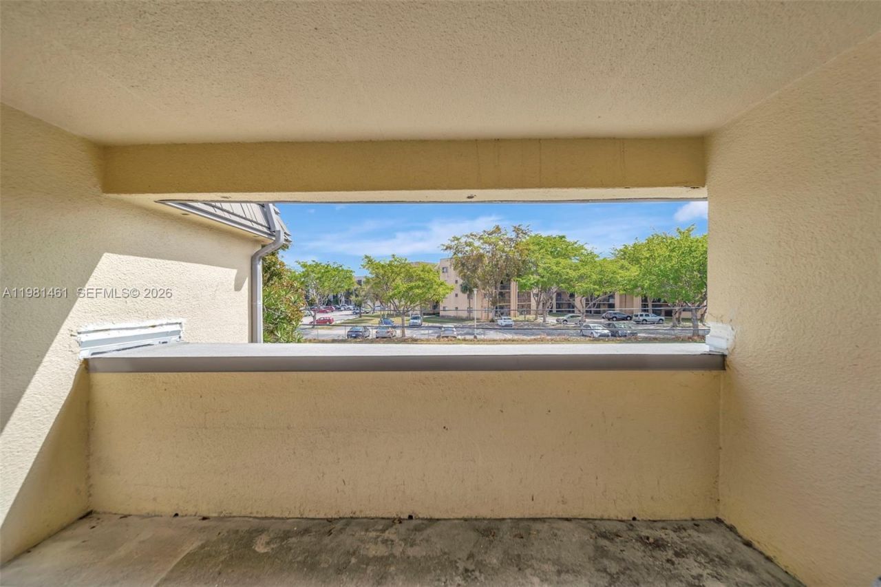 8769 SW 137th Ave, Miami, FL 33183 Photo