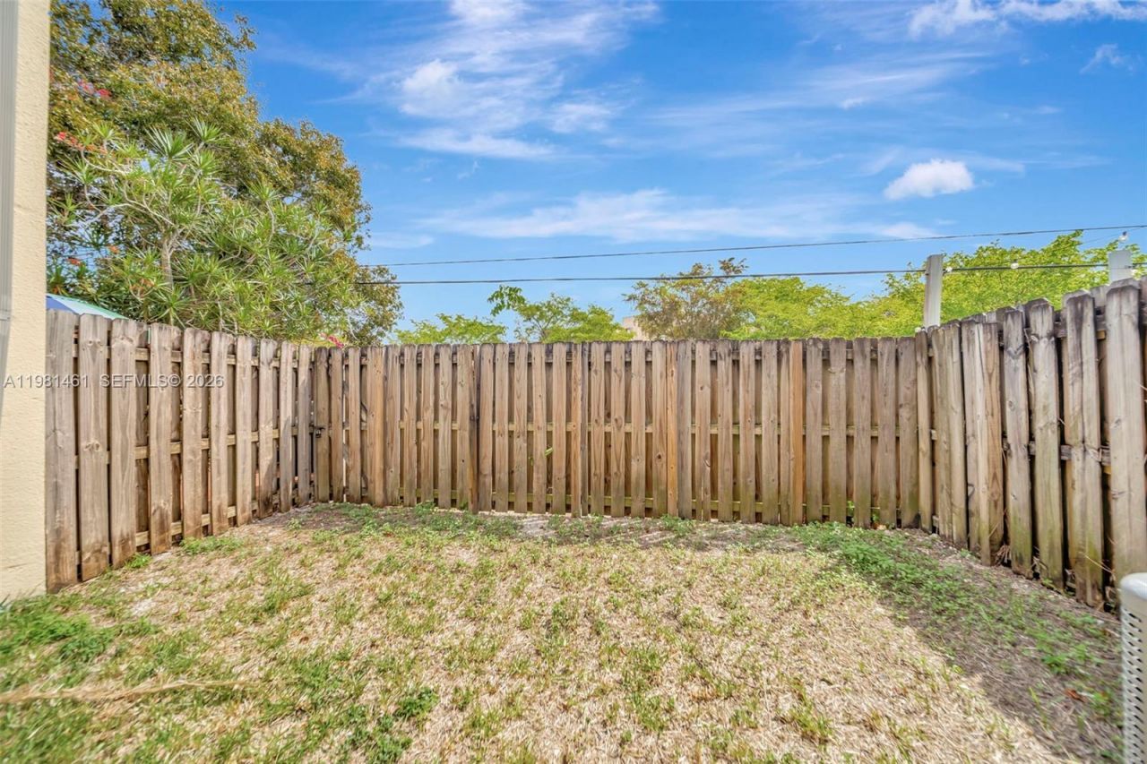 8769 SW 137th Ave, Miami, FL 33183 Photo