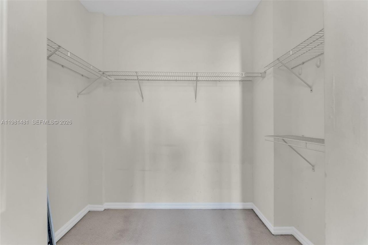 2421 NE 65th St , Unit 403, Fort Lauderdale, FL 33308 Photo