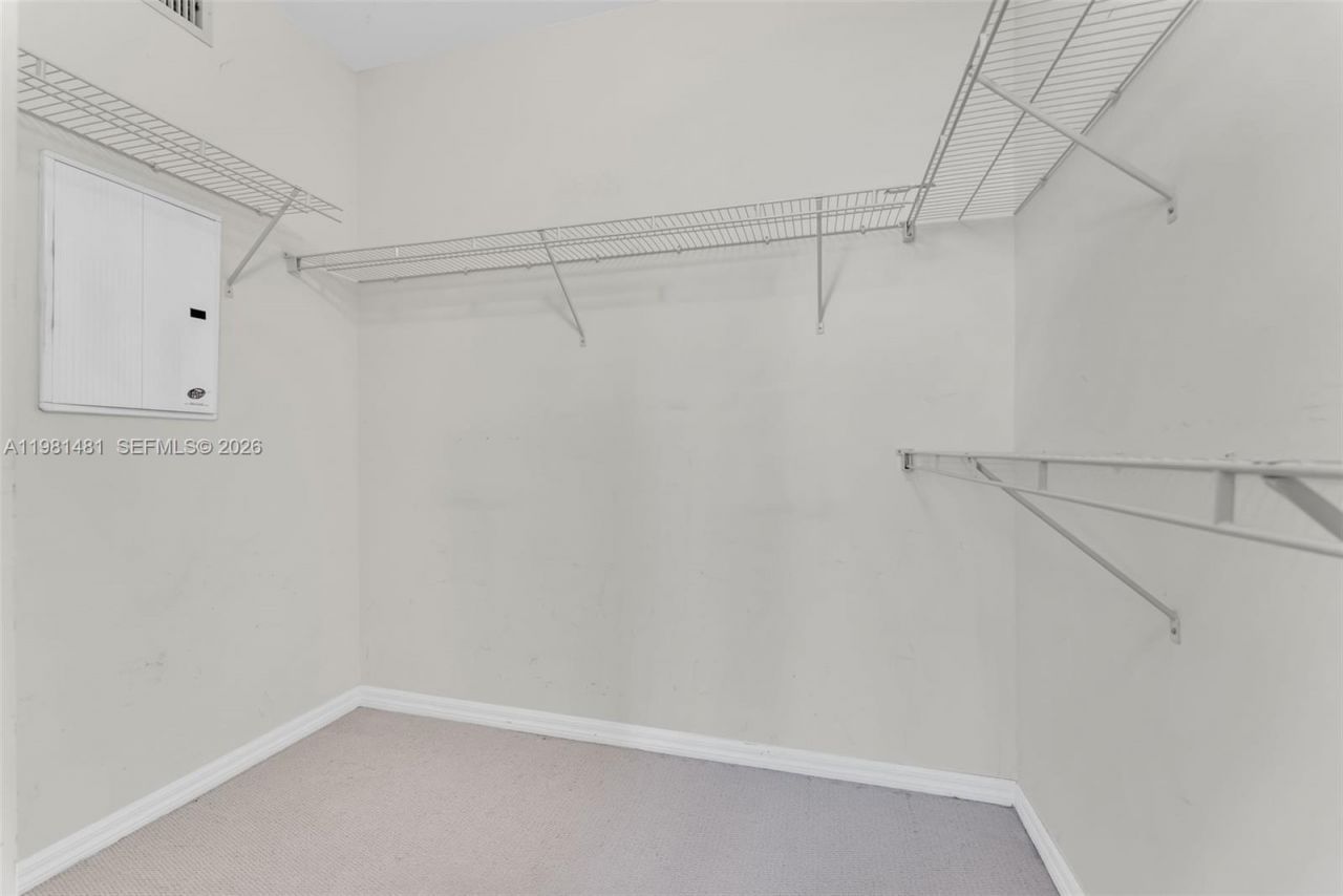 2421 NE 65th St , Unit 403, Fort Lauderdale, FL 33308 Photo