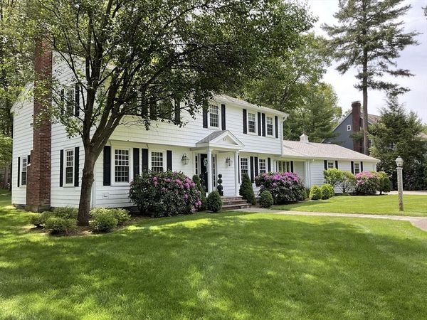 57 Brierbrook St, Milton, MA 02186