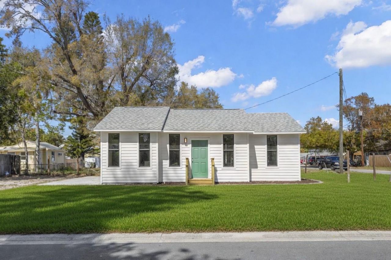 3901 45th Avenue N, Saint Petersburg, FL 33714 Main Photo