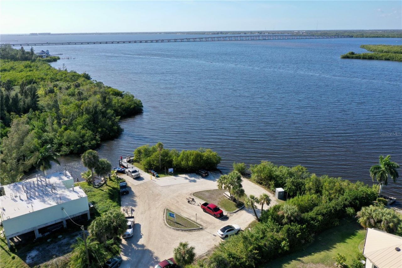 2803 Riverside Drive , Punta Gorda, FL 33950 Photo