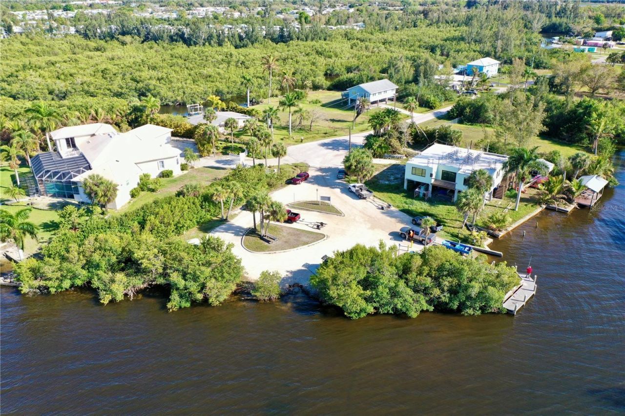 2803 Riverside Drive , Punta Gorda, FL 33950 Photo