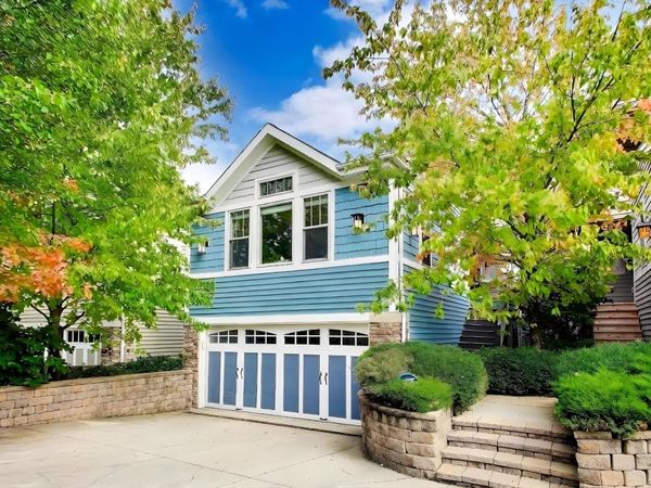 5721 N Jersey Avenue, Chicago, IL 60659