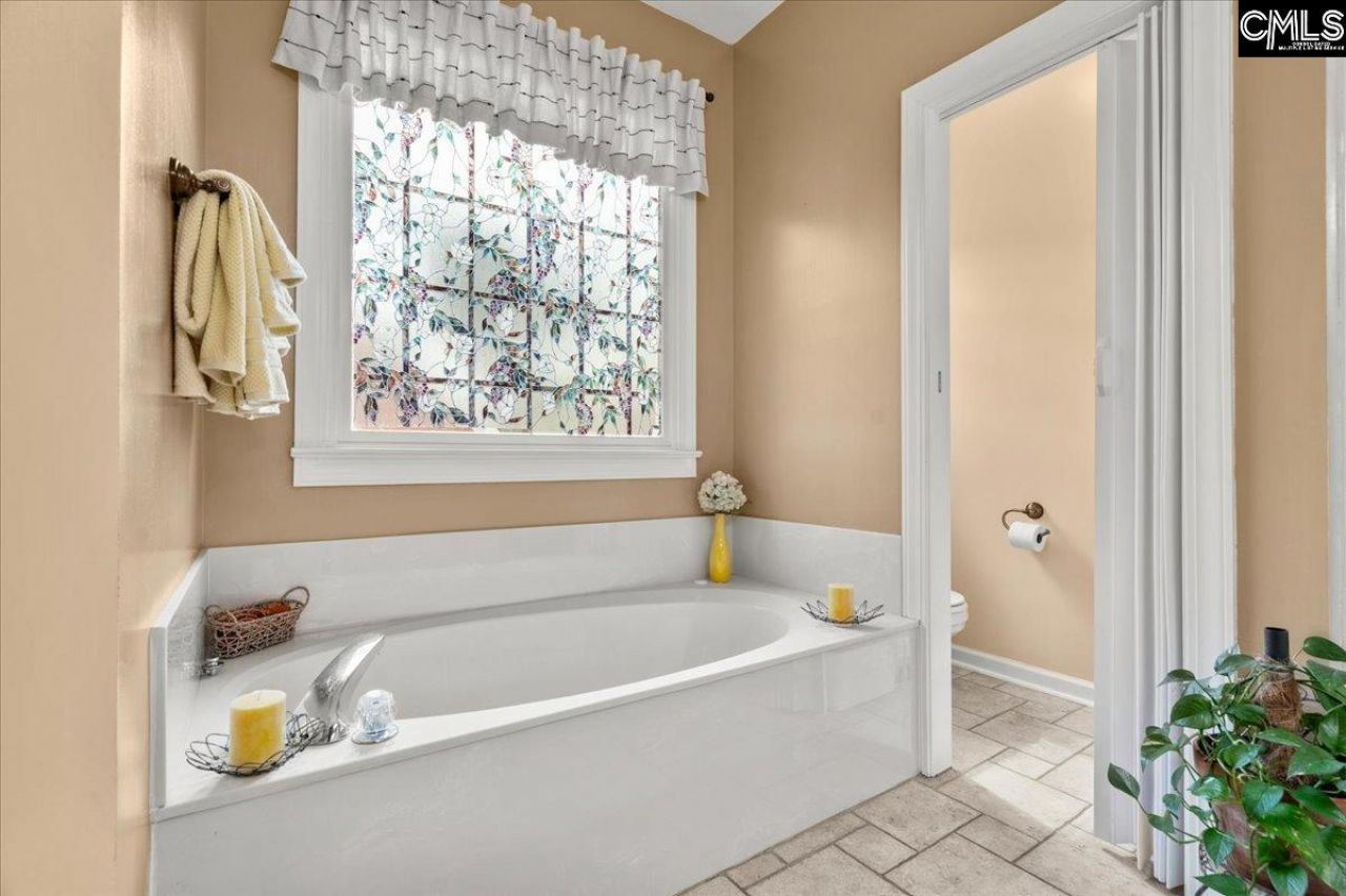 103 N Crescent Lake Way Photo 20