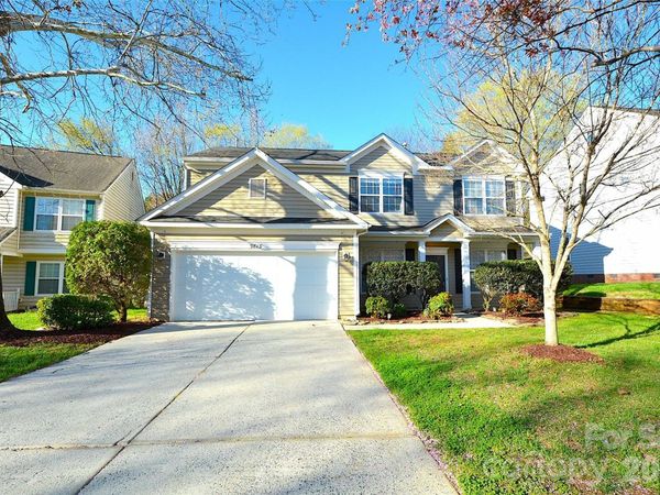 9815 Steed Court, Charlotte, NC 28269