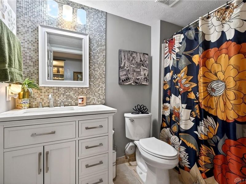 1517 Commons Drive, Miamisburg, OH 45342 Photo 17