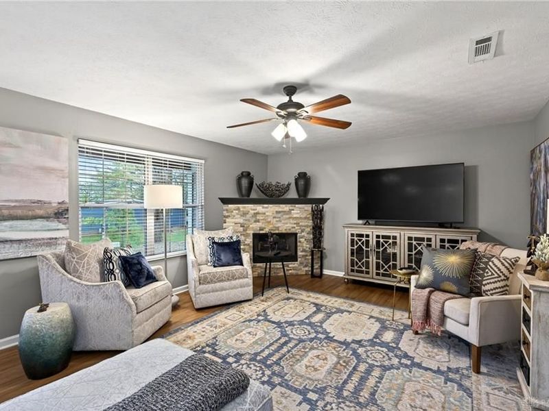 1517 Commons Drive, Miamisburg, OH 45342 Photo 4