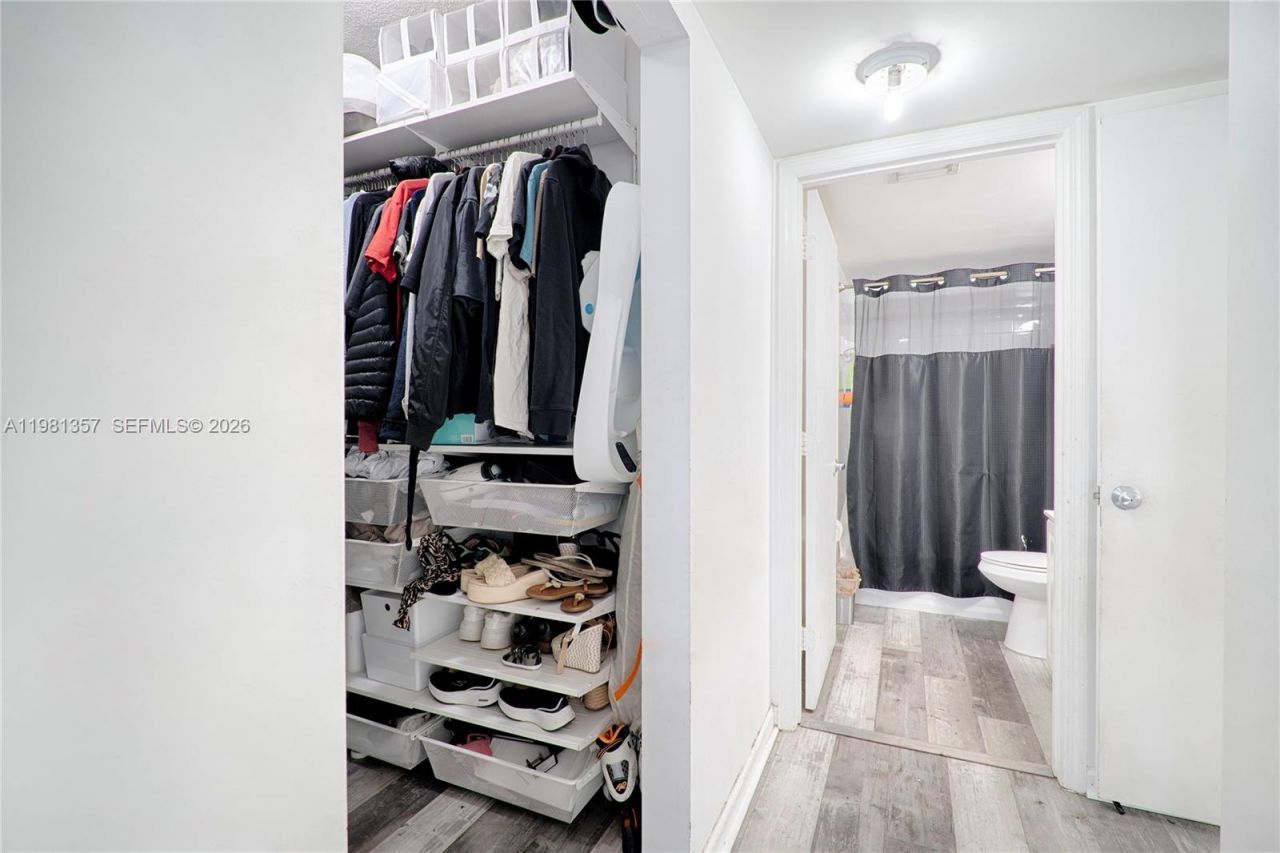 2721 Ocean Club Blvd , Unit 303, Hollywood, FL 33019 Photo