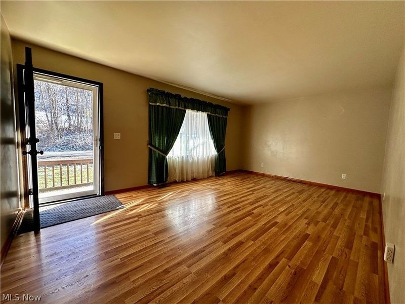 609 Triplett Street, Belmont, WV 26134 Photo 2