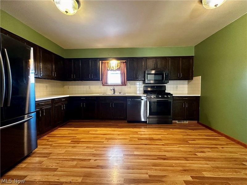 609 Triplett Street, Belmont, WV 26134 Photo 6