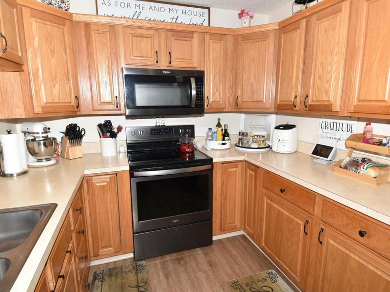 377 Virginia Court, Pataskala, OH 43062 Photo 11