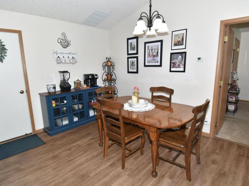 377 Virginia Court, Pataskala, OH 43062 Photo 8