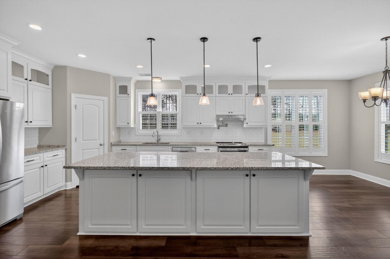 2417 Old Hwy 52 Photo 16