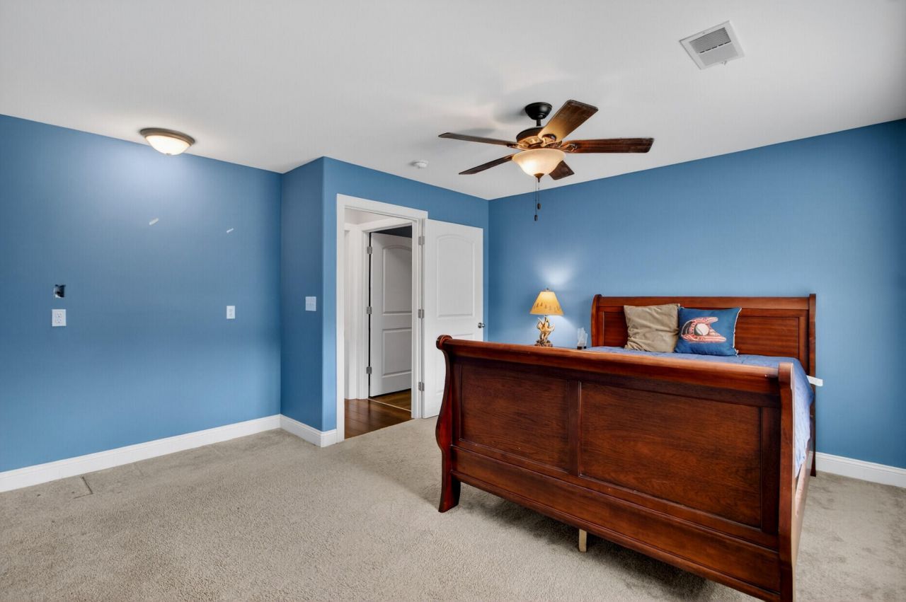 2417 Old Hwy 52 Photo 22