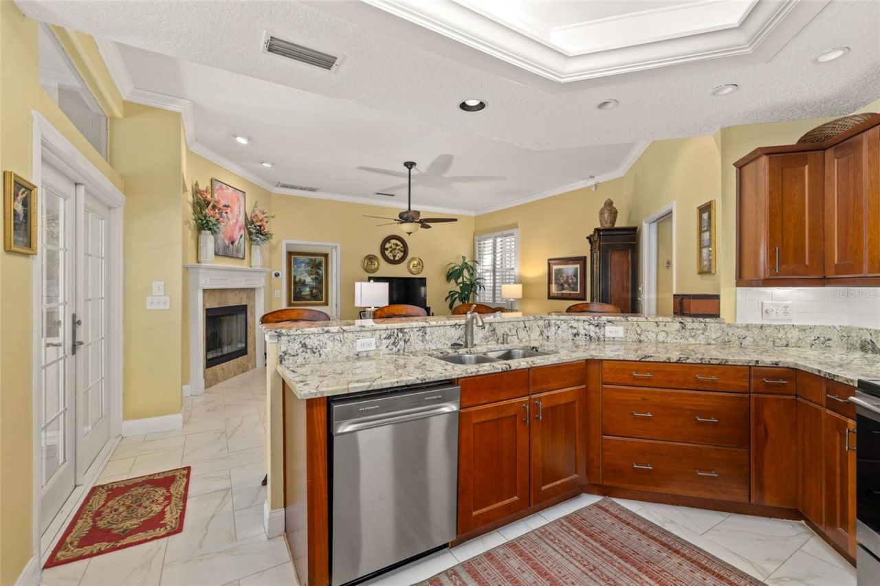 380 Fan Palm Court Ne, Saint Petersburg, FL 33703 Photo